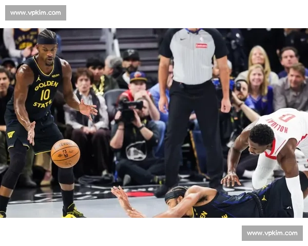 比赛局势紧张胶着双方难分高下最终决胜时刻悬念迭起